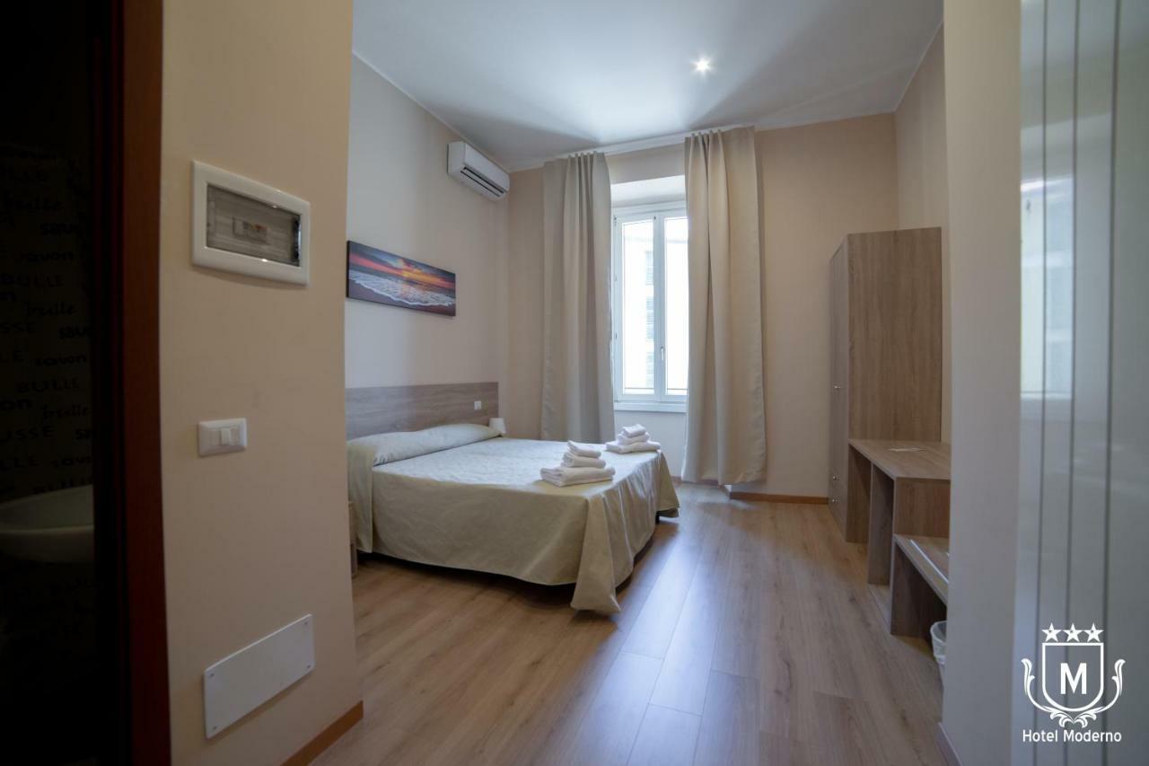 Hotel Moderno Lecco Exterior foto